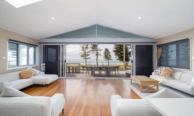 Stockton House | Stockton Grande A Sublime Beachfront Family Oasis