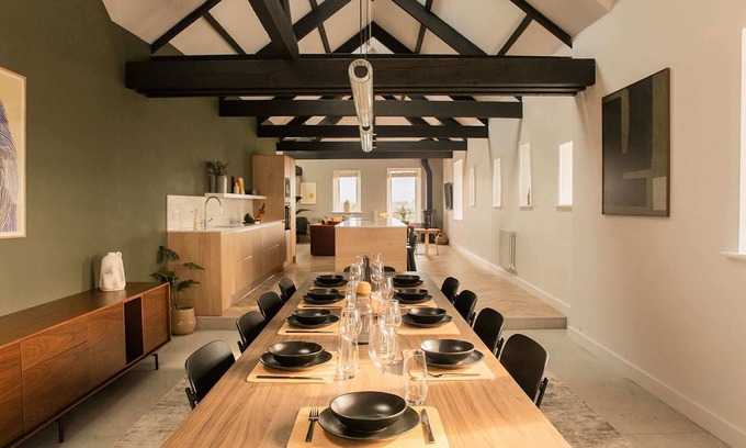 Kirkby Stephen House | Stone Barn Retreat with Hot Tub Kirkby Stephen