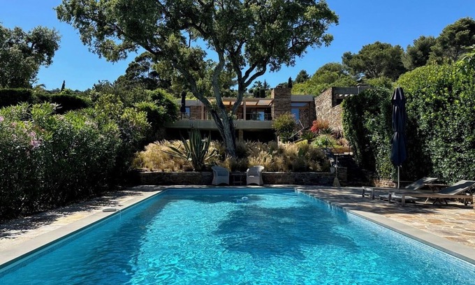 Cap Benat Villa | Stone house Domaine Gaou Beñat with sea view and pool, 10 minutes walk to the sea