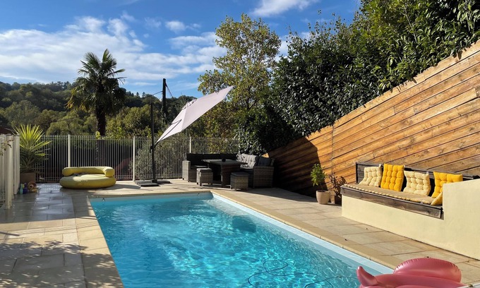 Uzos House | Stone house with pool and garden 15min from Pau