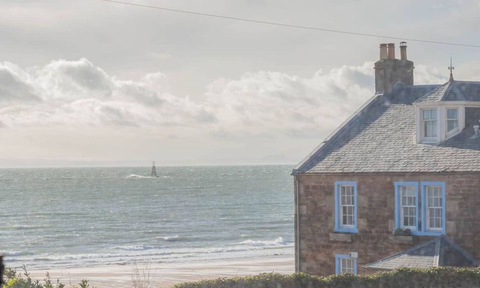 Leven Ski Chalet | Stonesthrow | Elie