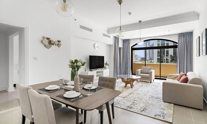 Palm Jumeirah Apartment | StoneTree - Luxury 1 BR - Beach Access