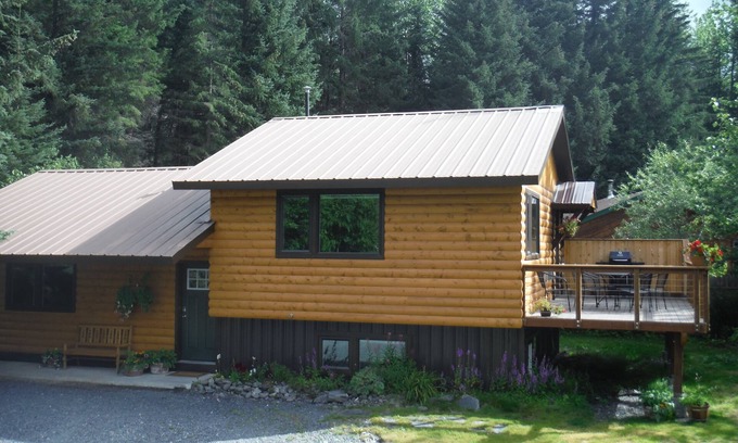 Bear Creek House | Stoney Creek Guest House