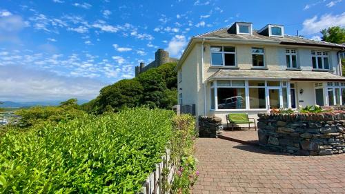 Harlech House | Stoneycroft
