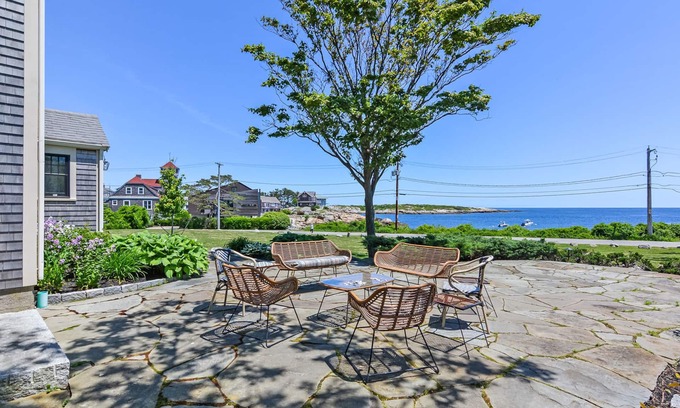 Rockport House | Straitsmouth Cove: Outstanding ocean views at Gap Head Cove in Rockport.