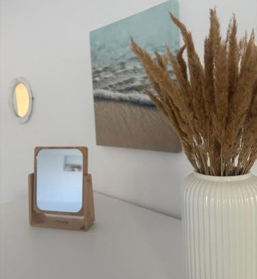 Hohenfelde Apartment | Strandlächeln Lodge - Ferienwohnung mit 2 Schlafzimmern