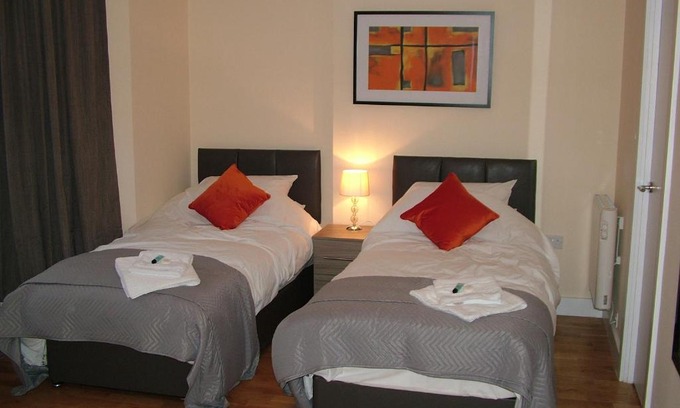 Newmarket Apartment | Stratford Apartment