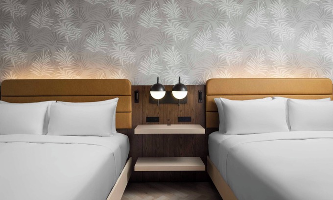 Los Angeles Hotel | Streamlined LAX Base | Shuttle + Gym + Work Lounge Comforts, Onsite Pool!