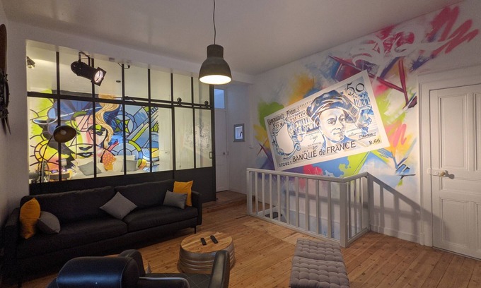 Saint-Quentin Cottage | Street App'Art - Gîte 6 guests