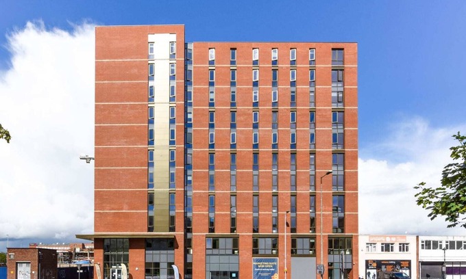Cathedral Quarter Apartment | Student Only Great Patrick Street