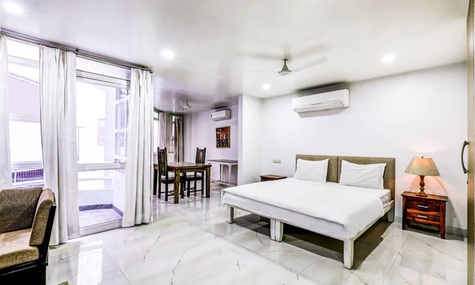 New Delhi Apartment | Studio 37 with Juliet balcony