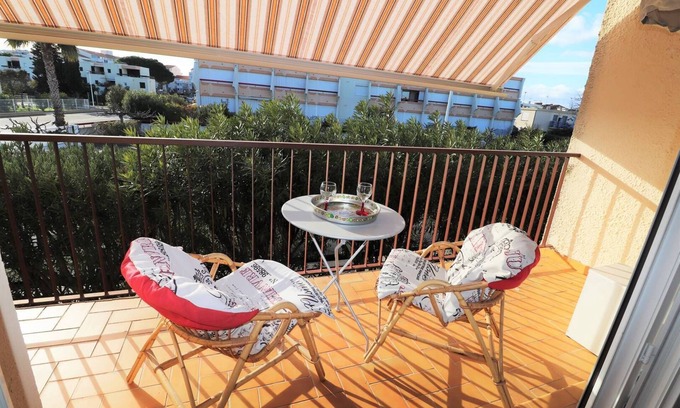 Le Grau-Du-Roi Apartment | Studio 4 people 350m sea air conditioning parking