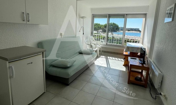 Sete Apartment | STUDIO 4 PERS AVEC PKG BORD DE PLAGE VUE MER