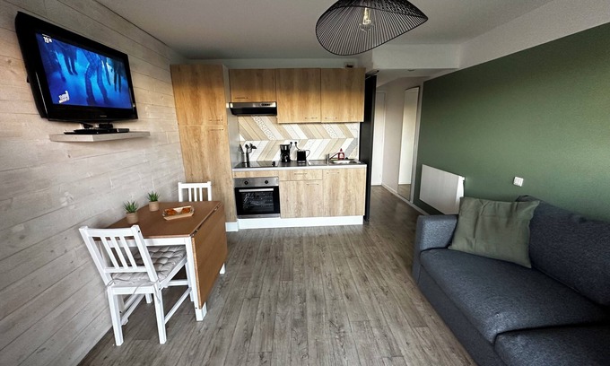 Stella-Plage Apartment | Studio 50m from the sea