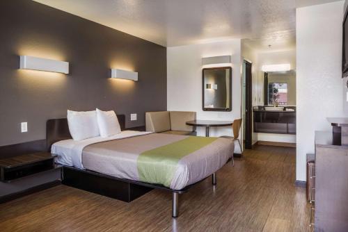 Fairfield Hotel | Studio 6-Fairfield, CA - Napa Valley