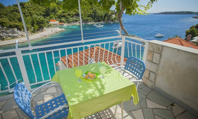 Prizba Apartment | Studio apartment for 2 persons with sea view