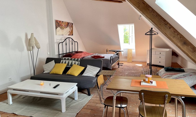 Allevard Apartment | Studio Apartment 'Hyper-Centre Villa Isabelle' with Mountain View and Wi-Fi