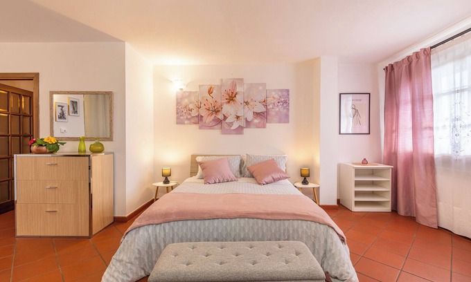 Sinalunga Apartment | Studio Apartment "Il Colle dei Frati" with Private Terrace & Wi-Fi