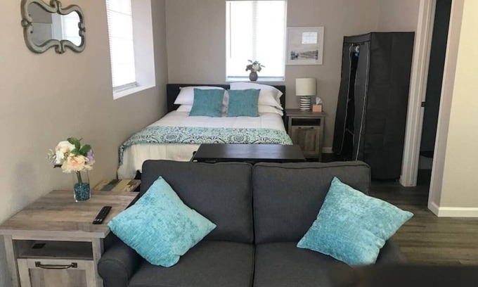 Alamedan Valley Apartment | Studio apartment located in the North Valley