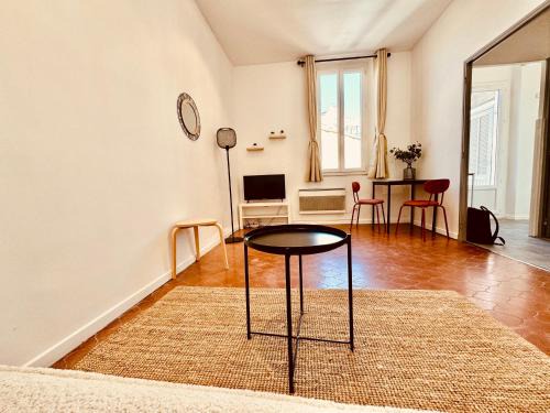 Notre-Dame du Mont Apartment | Studio au calme à 2 pas de tout