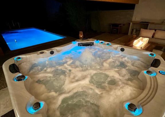 Lorgues Villa | Studio avec jacuzzi et piscine