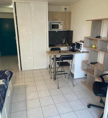 Saint-Pierre Apartment | Studio avec place de parking à la timone