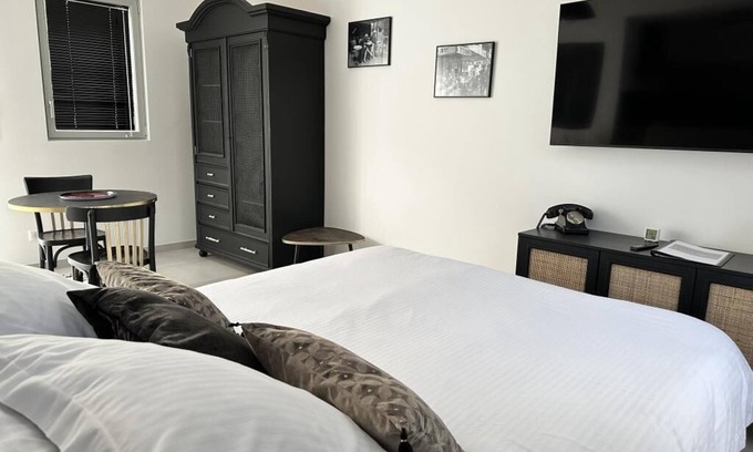 Saint-Prix Apartment | Studio BISTROT near Olympics 2024, garden, terrace, sauna, gym