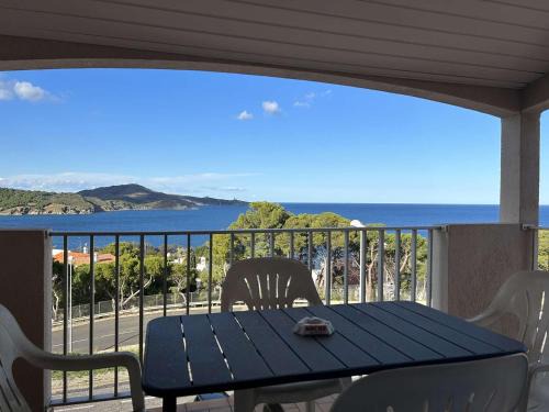 Banyuls-sur-Mer Apartment | Studio cabine Banyuls-sur-Mer avec balcon, clim, parking et WiFi - FR-1-225C-134