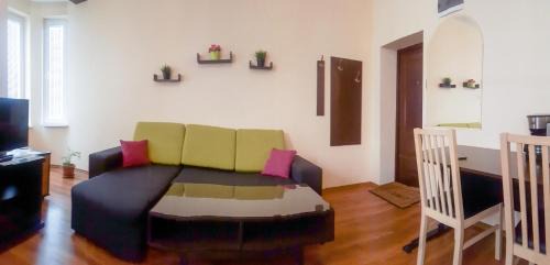 Sofia City Center Apartment | Studio Cathlyn