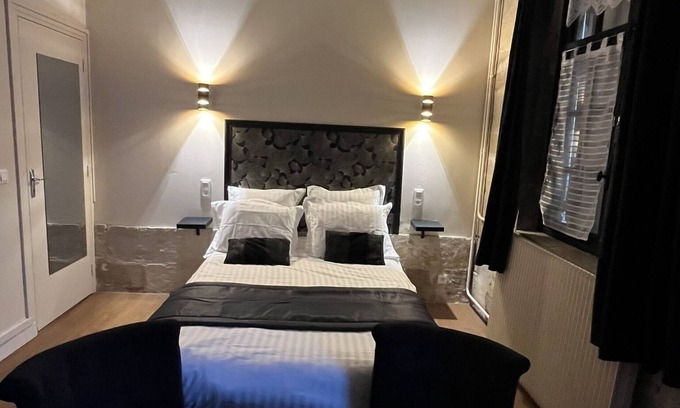 Rouen City Centre Apartment | Studio Centre Ville Tout Confort Avec SDB Équipée Dune Baignoire Jacuzzi