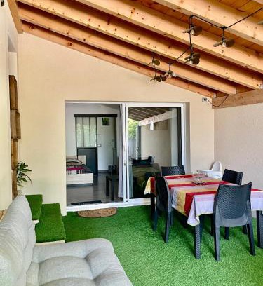 Saint-Didier Apartment | Studio climatisé et tout équipé