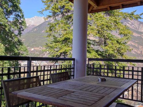 Jausiers Apartment | Studio cosy avec piscine intérieure, WiFi et parking à Jausiers - FR-1-165B-46