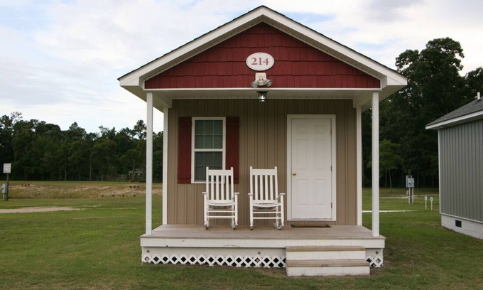 New Bern Apartment | Studio Cottage 214*