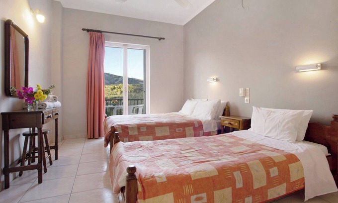 Limni Keri Apartment | Studio "Dolphin Studio 5" with Private Balcony, Shared Garden & Wi-Fi