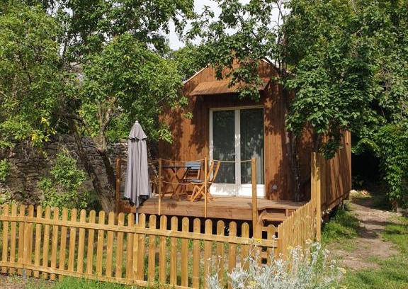 Villevieille Ski Chalet | Studio en bois independant avec terrasse et jardin