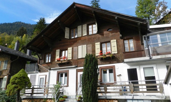 Zweisimmen Apartment | Studio Etana by Interhome