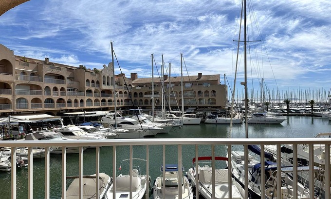 Toulon - Hyeres Apartment | Studio for 4 people with sea view - Hyères Port