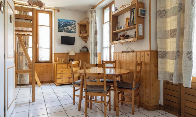 Saint-Gervais-les-Bains Apartment | Studio in the center of St Gervais village with balcony