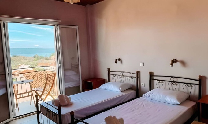 Kavos Apartment | Studio 'Gavriil 5' with Sea View, Wi-Fi and Air Conditioning