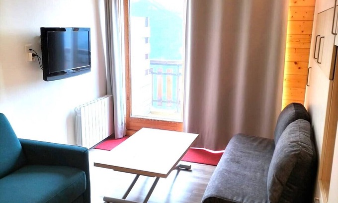 La Rosiere Apartment | Studio in resort center building