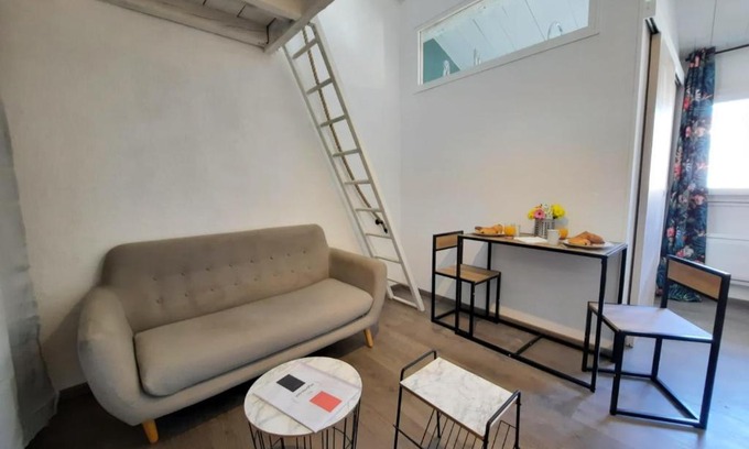 Faubourg Apartment | Studio in the heart of Nimes