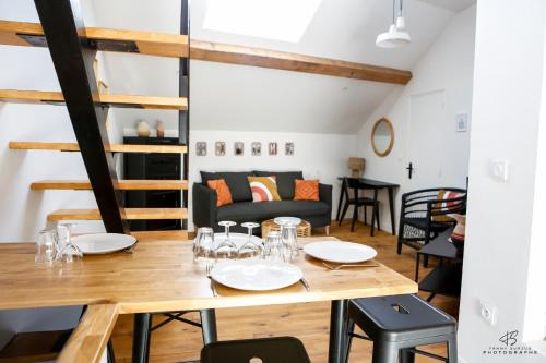 Clemenceau Apartment | Studio - Le Duplex Catalan - App 3-3 - City center