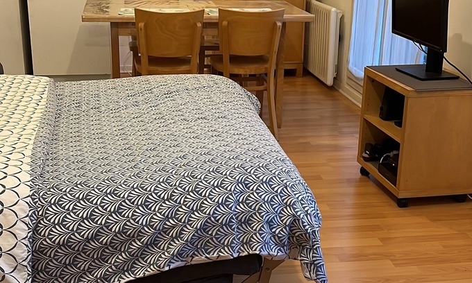 Le Port-Marly Apartment | Studio Le Port Marly Wifi + Parking