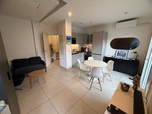 La Castellane Apartment | Studio moderne au cœur du 6e 8e