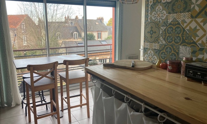 Vieux Malakoff Apartment | Studio near train station and Jardin des Plantes, in a quiet location