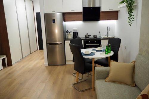 Wilanow Apartment | Studio Nr 4 close to Medicover and Paley Institute