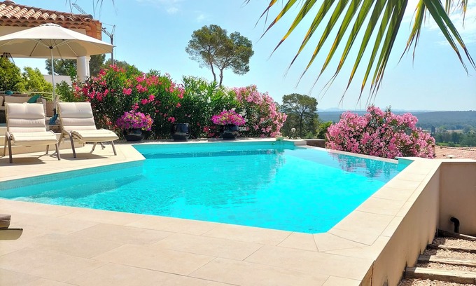 La Motte Apartment | Studio of 35 m2 in villa near Golf St Endreol