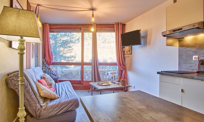 Villard-de-Lans Apartment | Studio 'Pied Des Pistes - Villard' (in English)