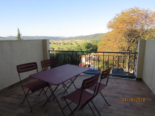 Greoux-les-Bains Apartment | Studio pour cures et vacances