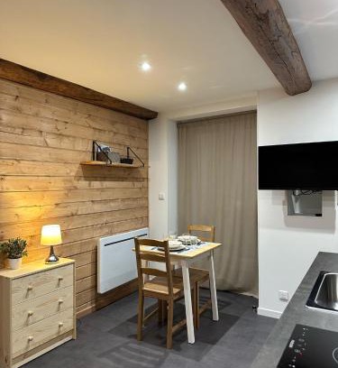Saint-Etienne-de-Tinee Apartment | Studio RDC La Tour